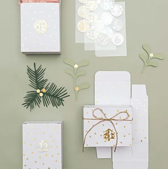 Adventskalender - 24 weiße Geschenkschachteln, silberne Sterne