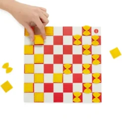 Brettspiel Checkeroli - Damespiel in der "Pasta Version"