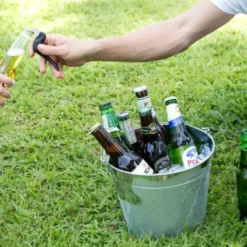 Flaschenöffner BEERDY mit Magnethalterung