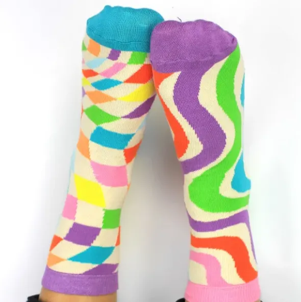 Geschenkbox STAY GROOVY - 6 Socken - Gr. 37-42