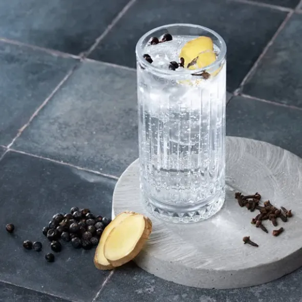 Gin Geschenk Set DIY - Pink & Lemon & Spiced Gin - Flasche 350 ml mit 3 Gewürzen zum Veredeln