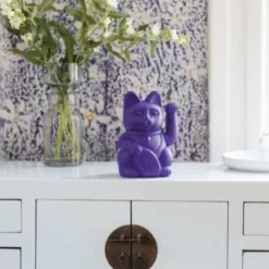 Glückskatze / Winkekatze violett