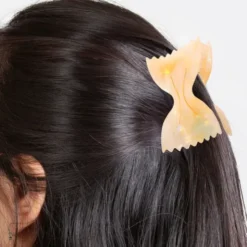 Haarklammer Farfalle perlmutt cremeweiß