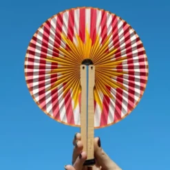 Handfächer Pai Pai Sonne – klappbarer Fächer rund mit Holzgriff