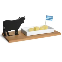 Käseschale KUH – Porzellanschale auf Holzbrett für Käse & Snacks