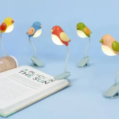 Leselampe Vogel rot - Buchlicht BIRDIE zum Klemmen mit flexiblem Lampenhals