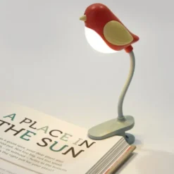 Leselampe Vogel rot - Buchlicht BIRDIE zum Klemmen mit flexiblem Lampenhals