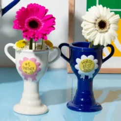 Minivase TROPHY 11,5 cm blau – kleine Pokal Vase