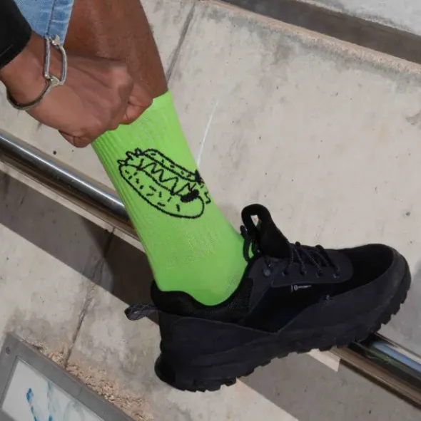 Motivsocken Hotdog - Spruchsocken "Easily Distracted"