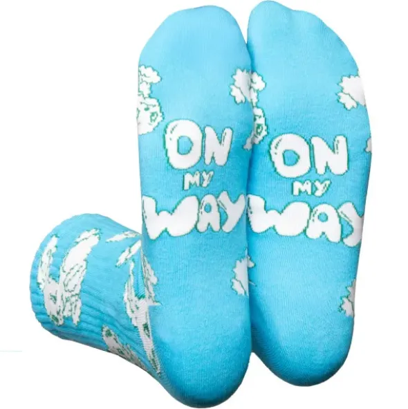 Motivsocken Wolkenhasen - Spruchsocken "On my way"