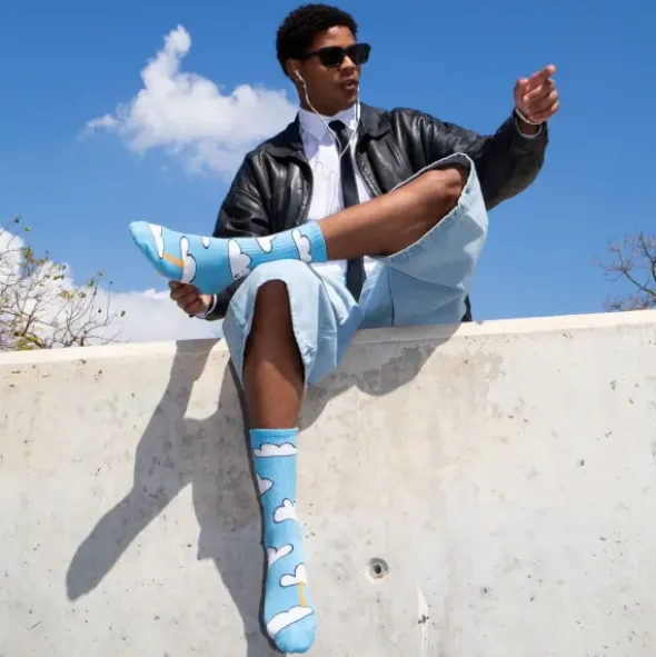 Motivsocken Wolken - Spruchsocken "Feet in the clouds"