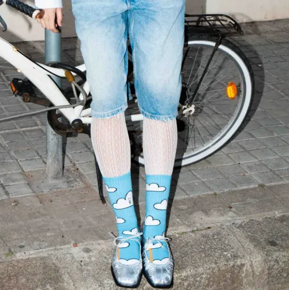 Motivsocken Wolken - Spruchsocken "Feet in the clouds"