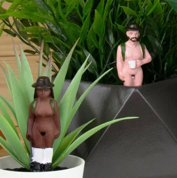 Pflanzenstecker - Nackte Wanderer Mini Gartenzwerge