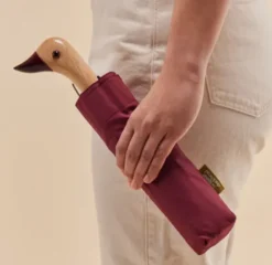 Regenschirm dunkelrot mit Entenkopf Griff aus Holz - Original Duckhead Taschenschirm