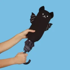 Regenschirm Fledermaus Batumbrella / Taschenschirm mit wasserfester Hülle