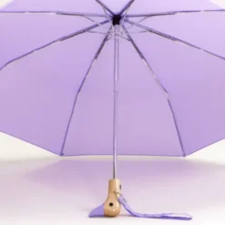 Regenschirm lila mit Entenkopf Griff aus Holz - Original Duckhead Taschenschirm