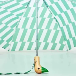 Regenschirm mit Entenkopf Griff aus Holz grün weiß gemustert - Original Duckhead Taschenschirm