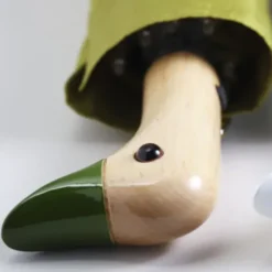 Regenschirm mit Entenkopf Griff aus Holz grün - Original Duckhead Taschenschirm