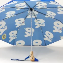Regenschirm mit Entenkopf Griff aus Holz & Snoopy Motiv blau - Original Duckhead Taschenschirm