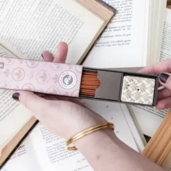 Räucherstäbchen Set mit Halter - ruby - Frische