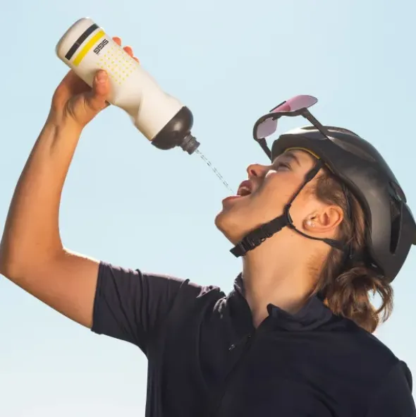 SIGG Sport Trinkflasche Pulsar - 0,75 l weiß
