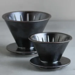 Trichter für Kaffeefilter, Porzellan - brewer 4Cups, schwarz metallic