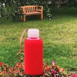 Trinkflasche Glas/Silikonhülle 0,6 l, fire red (rot)