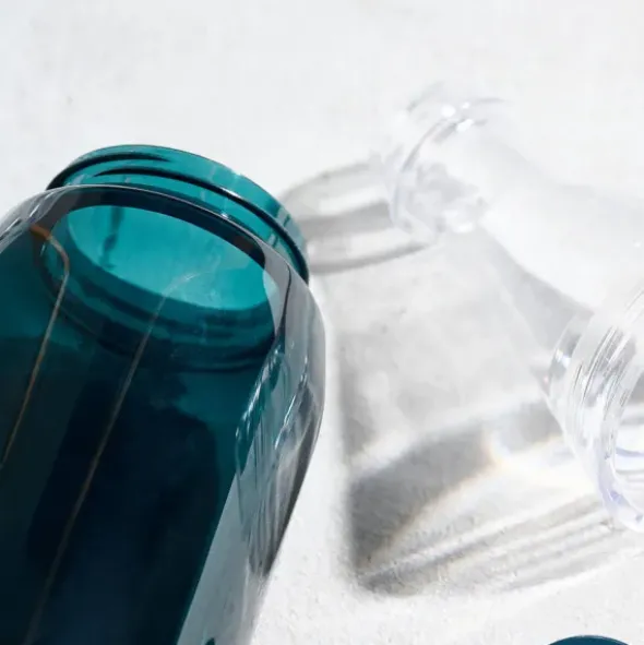 Trinkflasche 700 ml blau Kunststoff mit Schraubverschluss + 2 Öffnungen