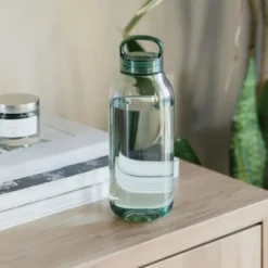 Trinkflasche WATERBOTTLE 500 ml mit Tragegriff, grün
