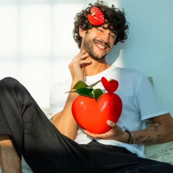 Vase Love - Herzvase aus roter Keramik