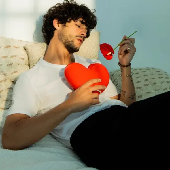 Vase Love - Herzvase aus roter Keramik