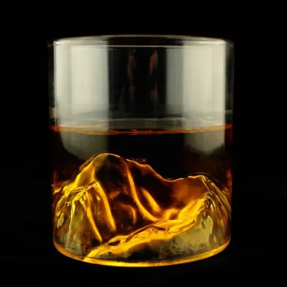 Whiskeyglas on the Rocks - Glas mit 3D Berg